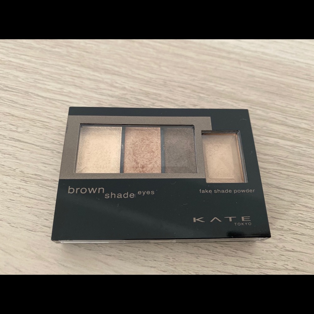 eyeshadow palette
